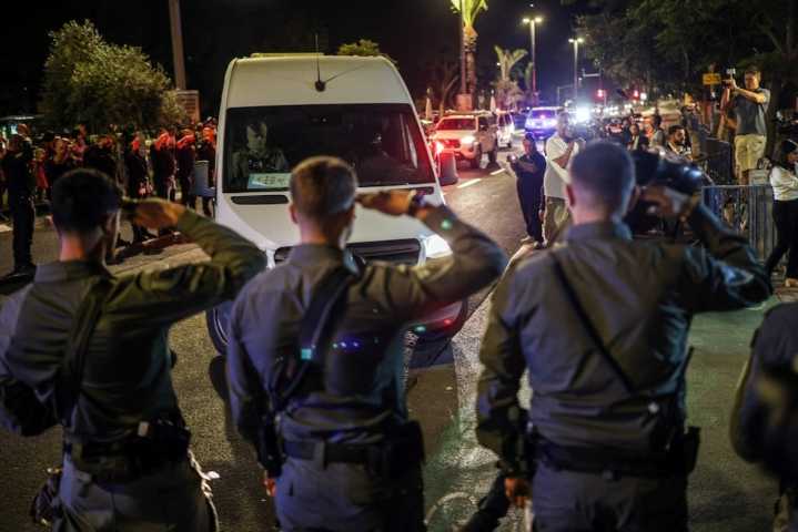 Israel confirmó la entrega de los restos de cuatro rehenes más por parte de Hamás en Gaza