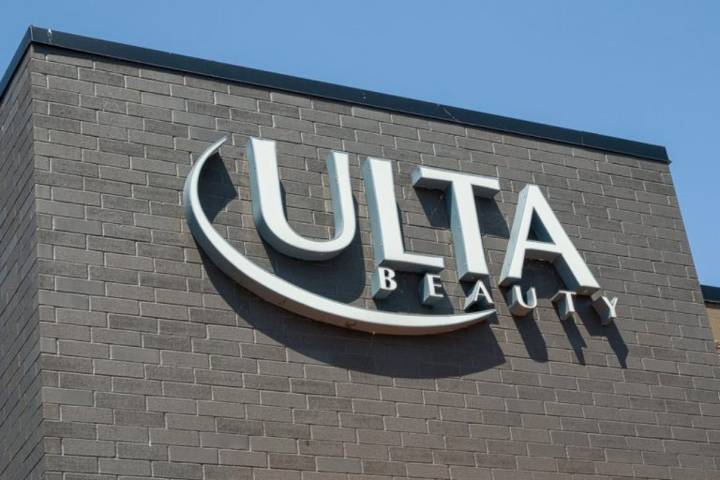 ULTA Stock Price Prediction 2025, 2026 & 2030: Analyst Targets & Quantum Computing Outlook • Benzinga