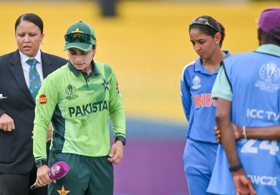 Toss ‘Fixing’, Cry Fans: Pakistan Captain Makes Wrong Call But Gets To Decide