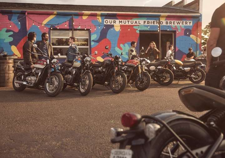 Triumph actualiza su icónica gama Bonneville con más electrónica y confort