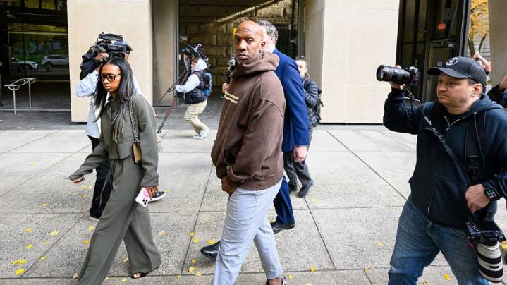 Sen. Cantwell demands NBA transparency amid betting scandal