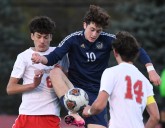 Country Day scores both its goals in final 10 minutes to beat Grosse Ile for regional title