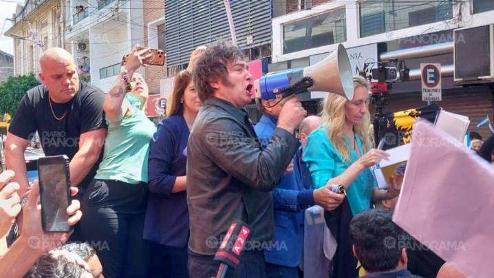 Milei en Santiago: "Estamos en un momento bisagra, sigamos avanzando hacia las ideas libertarias"
