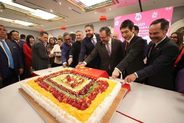 Celebran Día Nacional de la República Popular China con acto solemne en Caracas