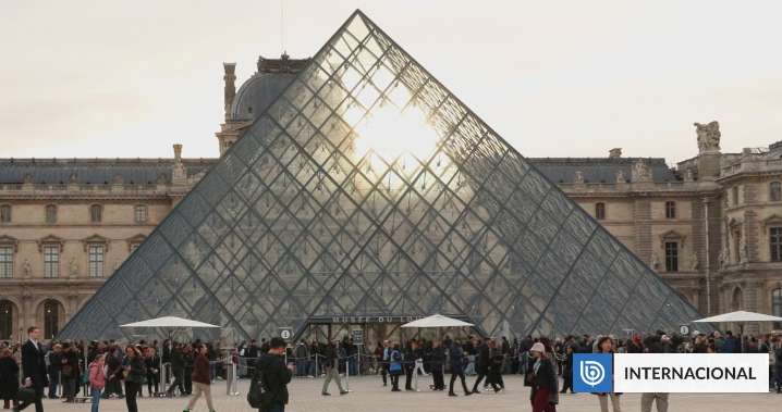 Cinco nuevos detenidos por cinematográfico robo en el Louvre: uno sería autor material del delito