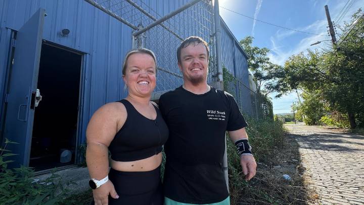 Standing up to stigma: Northern Kentucky couple raises awareness on dwarfism