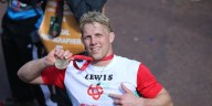 Enfermedad de la neurona motora: qué es la afección que le diagnosticaron a Lewis Moody, el histórico capitán del rugby inglés
