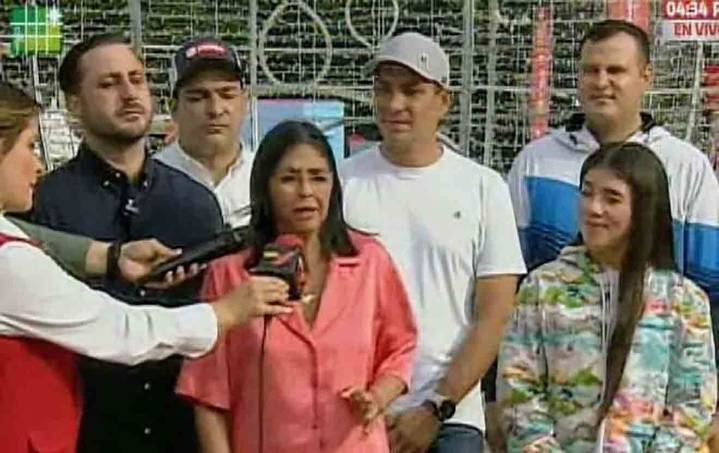 Delcy Rodríguez inaugura Expoferia navideña 2025 en Plaza La Juventud de Caracas