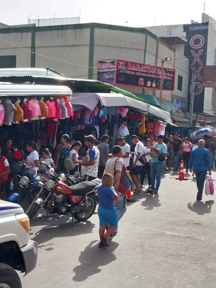 Casi 50 % de los venezolanos no pertenecen a economía formal