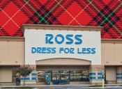 7 Best New Ross Dress for Less Christmas Bedding Finds Hitting Shelves This Week