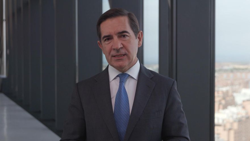 Carlos Torres, presidente de BBVA, en un vídeo analizando la opa fracasa del Banco Sabadell