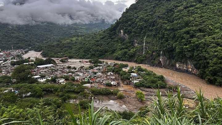 México eleva a 66 el número de muertos y 75 desaparecidos por las catastróficas lluvias e inundaciones (+Fotos)