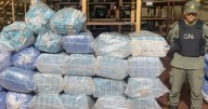 Interceptaron una camioneta con casi 12 mil paquetes de cigarrillos y 157 kilos de hojas de coca