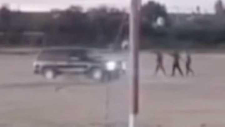 Camioneta Atropella a Dos Personas en Un Campo de Futbol en Dolores Hidalgo, Guanajuato