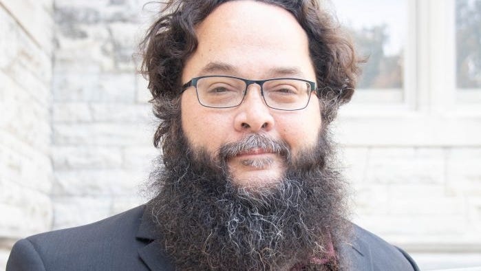 Fired Indiana University student newspaper adviser files lawsuit