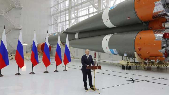 Vladimir Putin afirma que Rusia realizó una prueba exitosa del Poseidón, un dron submarino con capacidad nuclear
