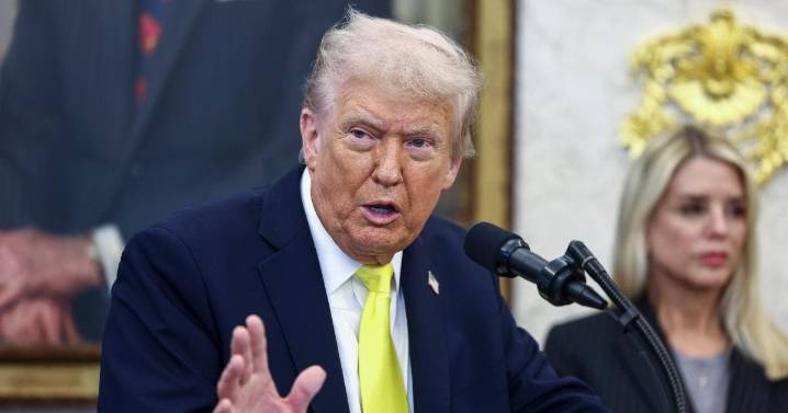 Autoriza Trump a la CIA a realizar operaciones encubiertas contra Nicolás Maduro