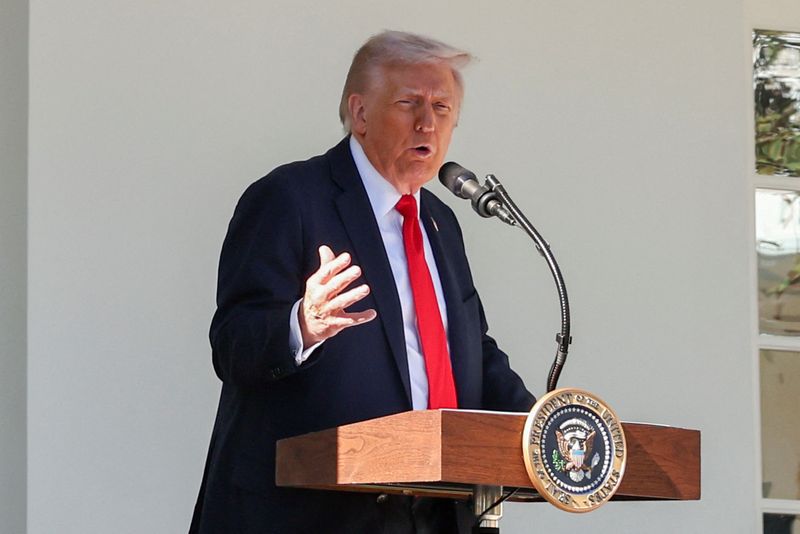 Trump tells Democrats no meeting over shutdown until government reopens