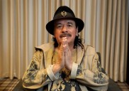 Santana aplaude que Bad Bunny cante en el SuperBowl y desmiente críticas al puertorriqueño