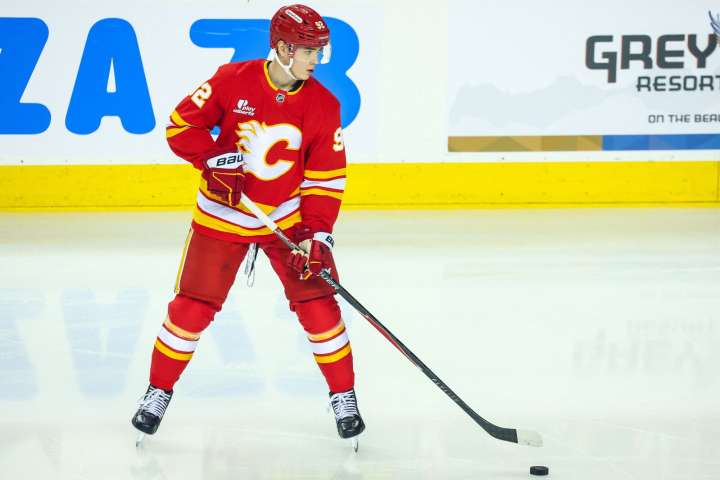 Jake Neighbours' 2 goals help Blues take down Flames - The Rink Live | Coverage of youth, junior, high school and college hockey