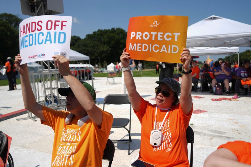 US Medicare agency recalls furloughed staff to support open enrollment