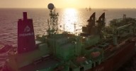 ¿Cuál es el costo del apoyo a Cuba? Pemex se desangra para regalar petróleo, alerta Mexicanos Contra la Corrupción