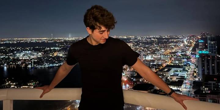 Zach Yadegari, el joven prodigio que transformó su pasión por la programación en un imperio de aplicaciones millonarias