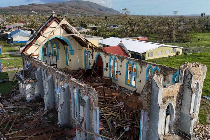 Death Toll Climbing as Melissa Churns Toward Bermuda; Massive Cleanup Efforts Begin in Jamaica, Haiti, Cuba