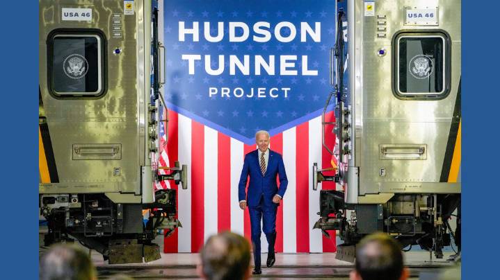 Trump administration puts on hold $18 billion in funding for New York City infrastructure projects