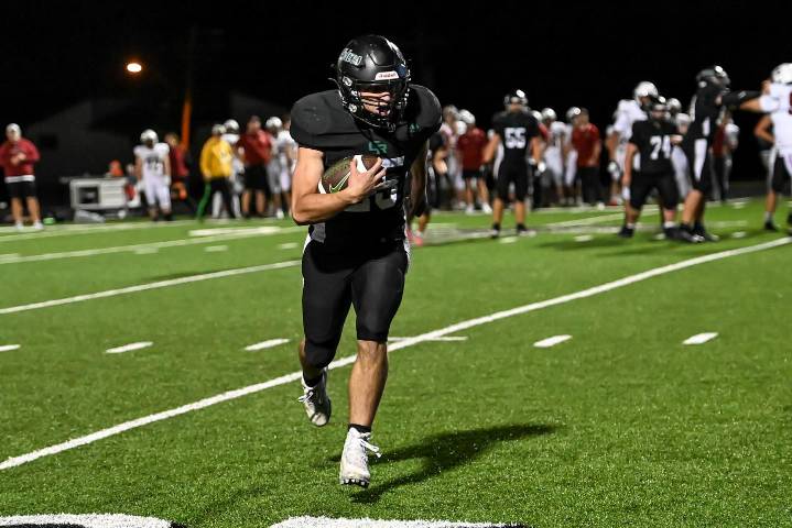 Green River Wolves Head to Riverton for First