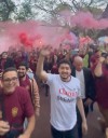 "Clarín miente". Los militantes libertarios, con el Gordo Dan a la cabeza, revivieron una batalla del kirchnerismo