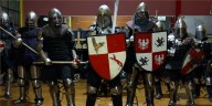 Entre espadas y armaduras: así se vive el auge del combate medieval en Argentina