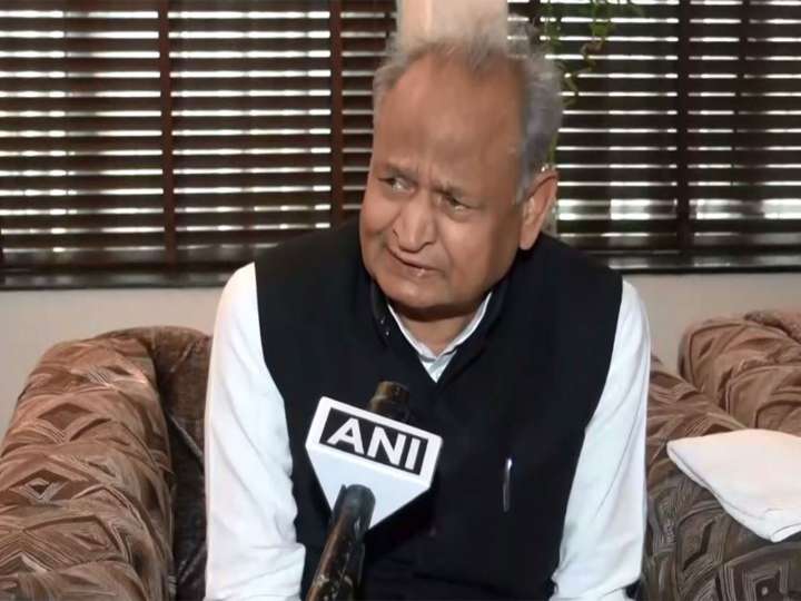 Ashok Gehlot defends Tejashwi Yadav as Oppn's CM face in Bihar