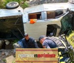 CAMIONETA CAYÓ EN UN BARRANCO DE VILLA DE ALLENDE