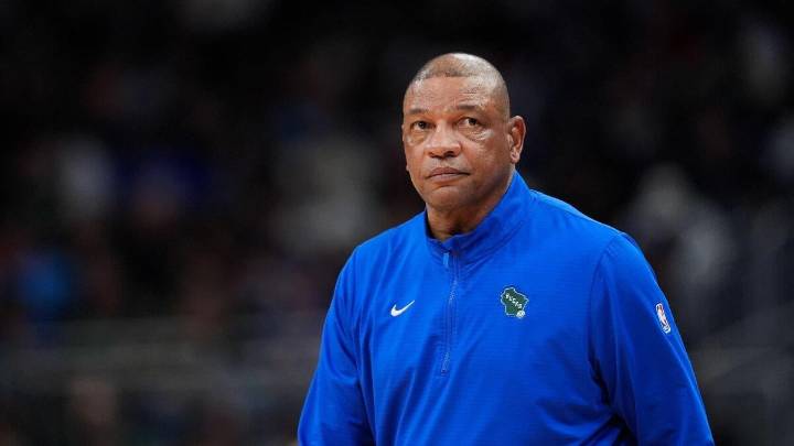 Bucks coach Doc Rivers criticizes ICE arrests in hometown of Chicago