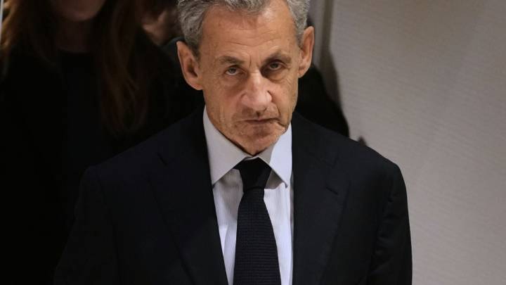 Expresidente de Francia, Nicolas Sarkozy entra a prisión por conspiración en financiamiento de campaña