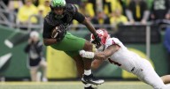 No. 8 Oregon looks to get back on track against Rutgers in 1st game between the schools