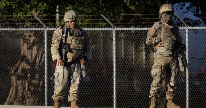 Trump administration asks Supreme Court to allow National Guard deployment in Illinois