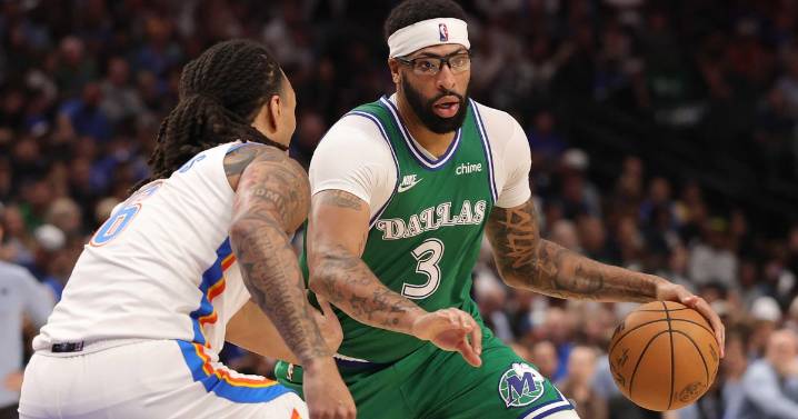 Mavericks lose 101-94 to unbeaten Thunder as Cooper Flagg injures shoulder early in game