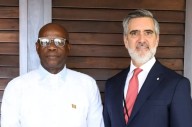 El Gobierno mandó a funcionarios al Caribe con pasaje en primera y hotel 5 estrellas