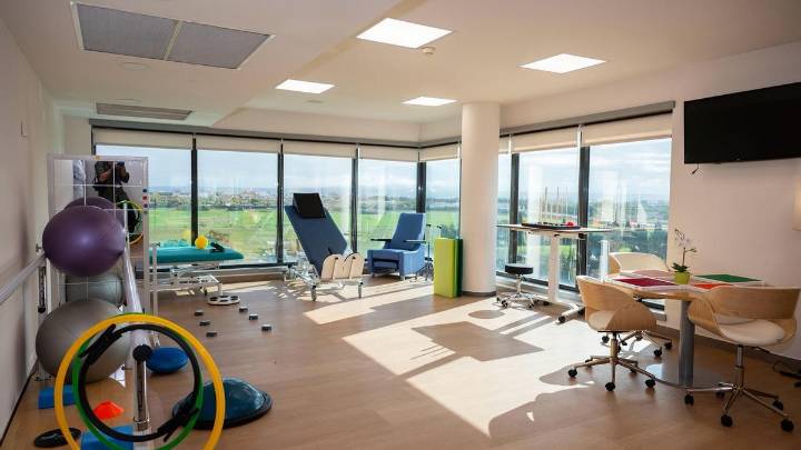 Son Llàtzer abre una Unidad de Ictus con cuatro camas monitorizadas y una sala de rehabilitación