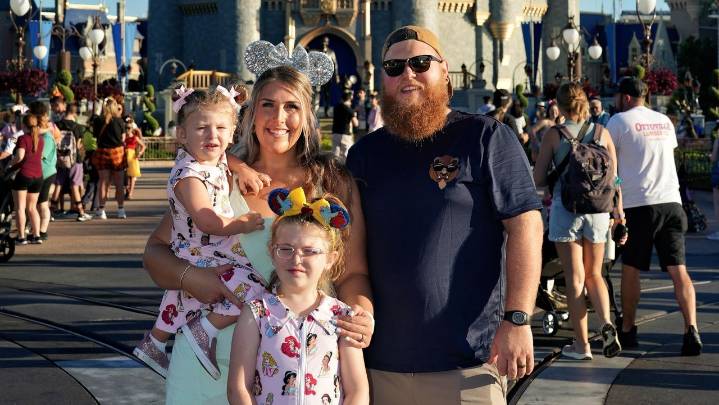 Disney World visitors embrace sharing culture for free items