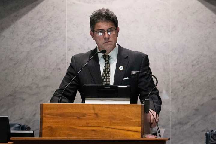 Redistricting push hits roadblocks in Indiana, Kansas