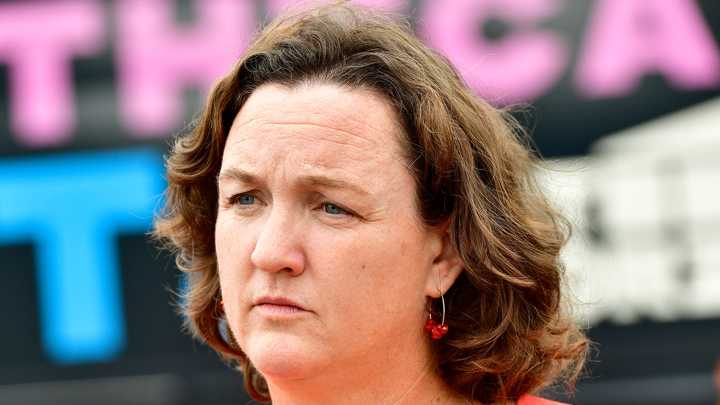 CA Governor Candidate Katie Porter Yells at Staffer 'Get Out of my F***ing Shot’