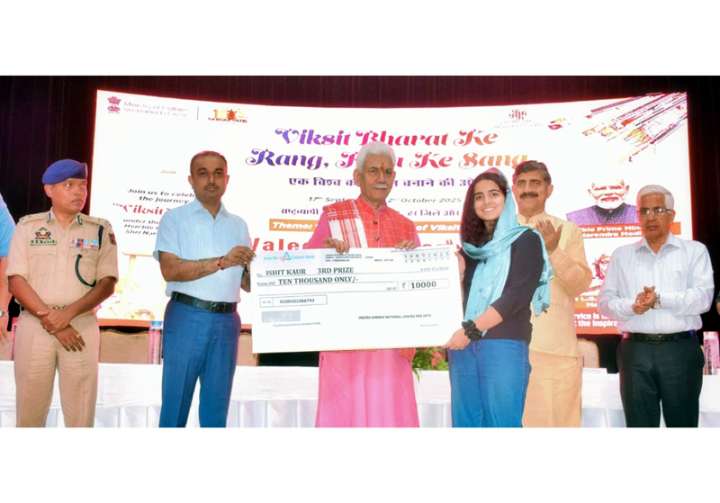 LG lauds Yuva Shakti of J&K, asks them to be a catalyst for change