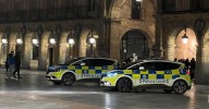 Un coche aparece golpeado en Pizarrales y otro choca en Gran Vía: madrugada agitada en Salamanca