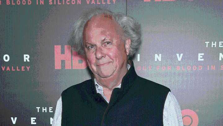 Graydon Carter Gives Up Air Mail Editor Reins As Sale Closes