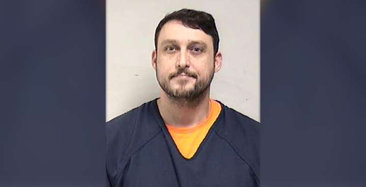 Man arrested for encouraging the shooting of federal agents on TikTok: Prosecutors
