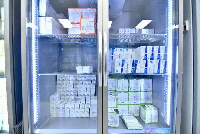 Diputado exige garantizar medicamentos en BC tras recorte del 61% en salud