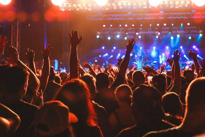’80s Music Legend Announces New Concerts After ‘Farewell’ Tour